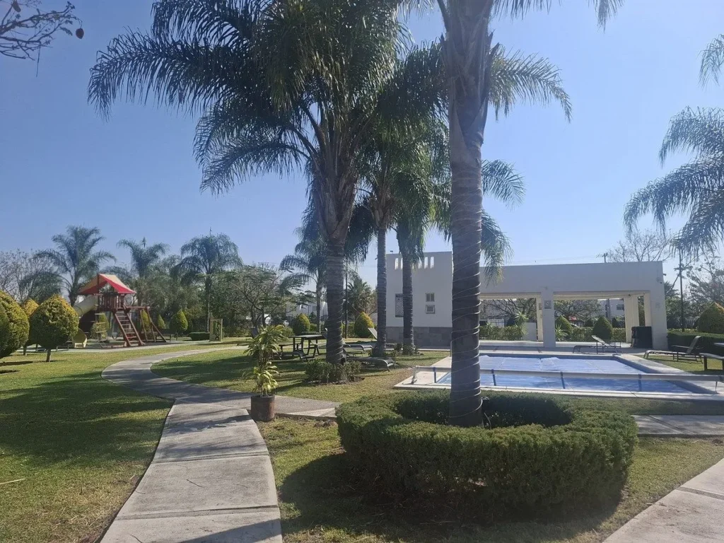 Renta de Departamento Amueblado en Paseos del Bosque, Corregidora
