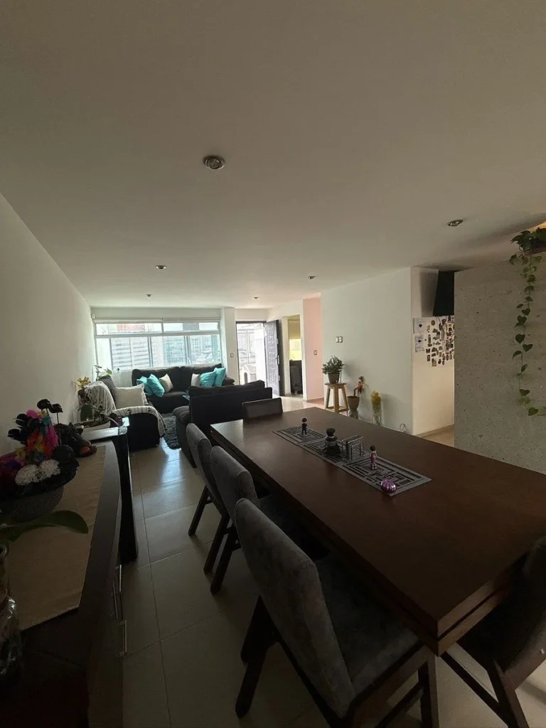 CASA DE AUTOR EN VENTA EN MILENIO III