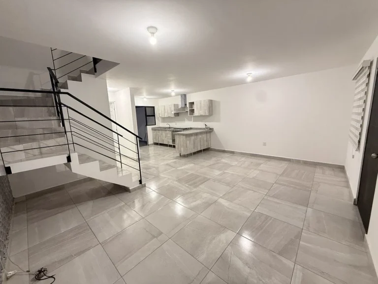 Casa en renta con recámaras en planta baja