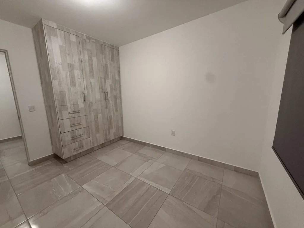 Casa en renta con recámaras en planta baja