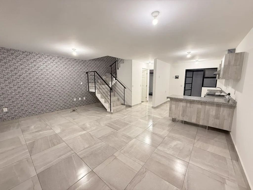 Casa en renta con recámaras en planta baja