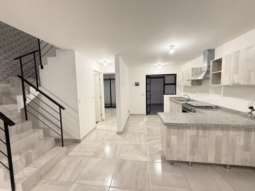 Casa en renta con recámaras en planta baja