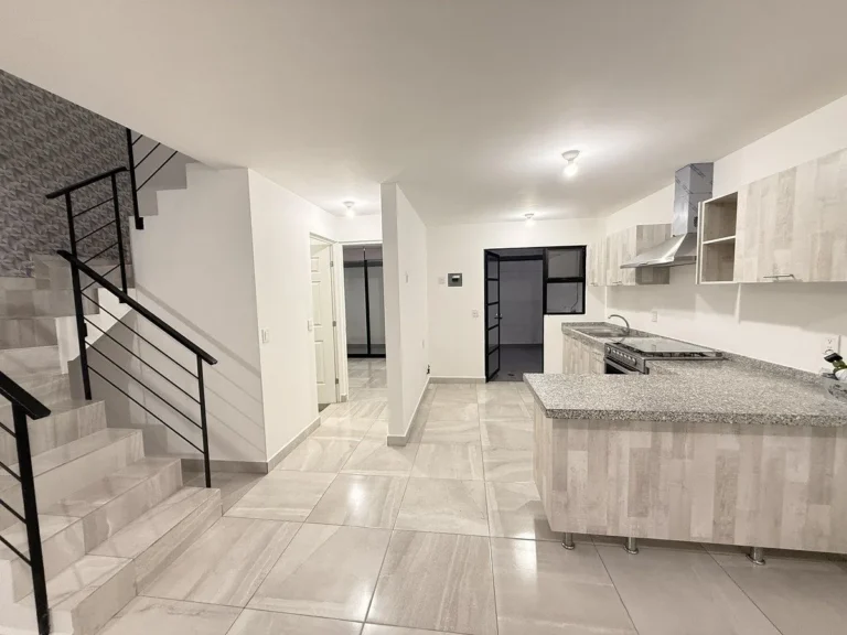 Casa en renta con recámaras en planta baja