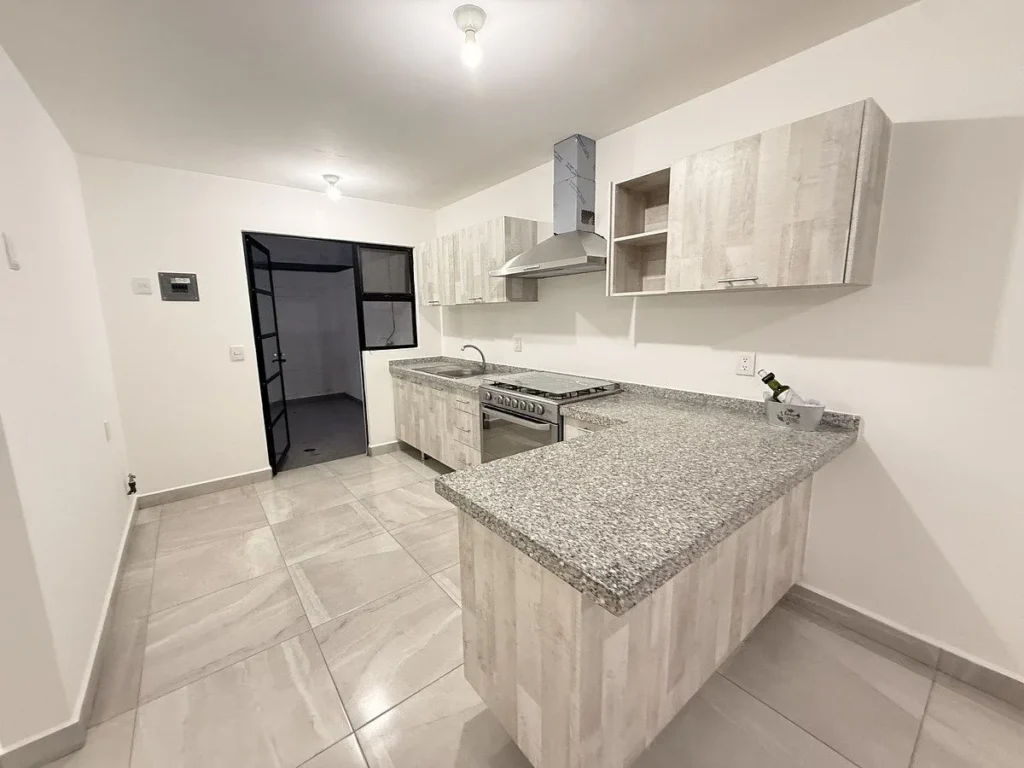 Casa en renta con recámaras en planta baja