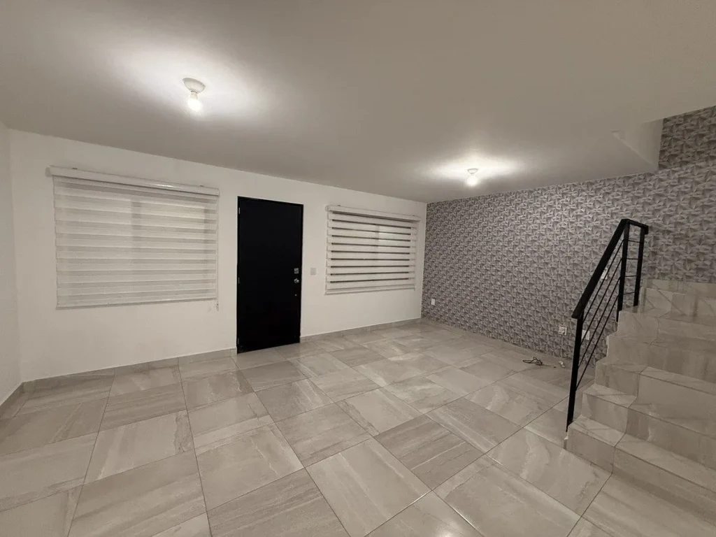 Casa en renta con recámaras en planta baja