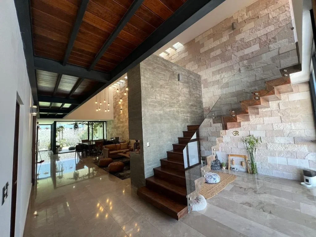 CASA EN VENTA EN CAÑADAS DE LAGO