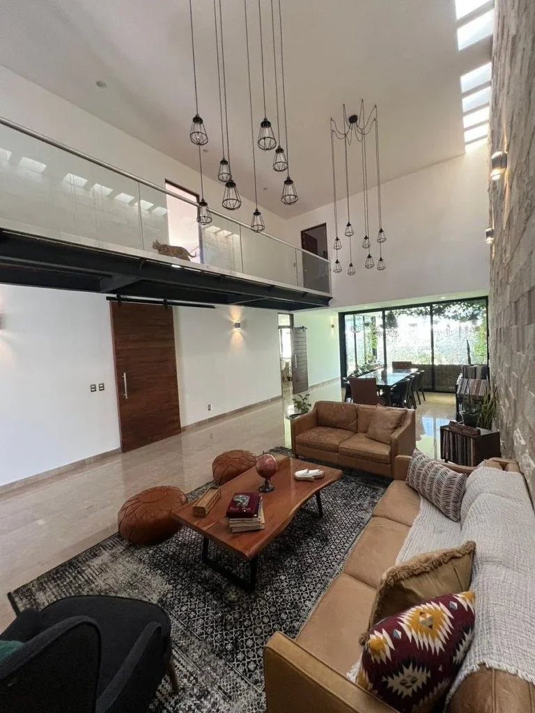 CASA EN VENTA EN CAÑADAS DE LAGO