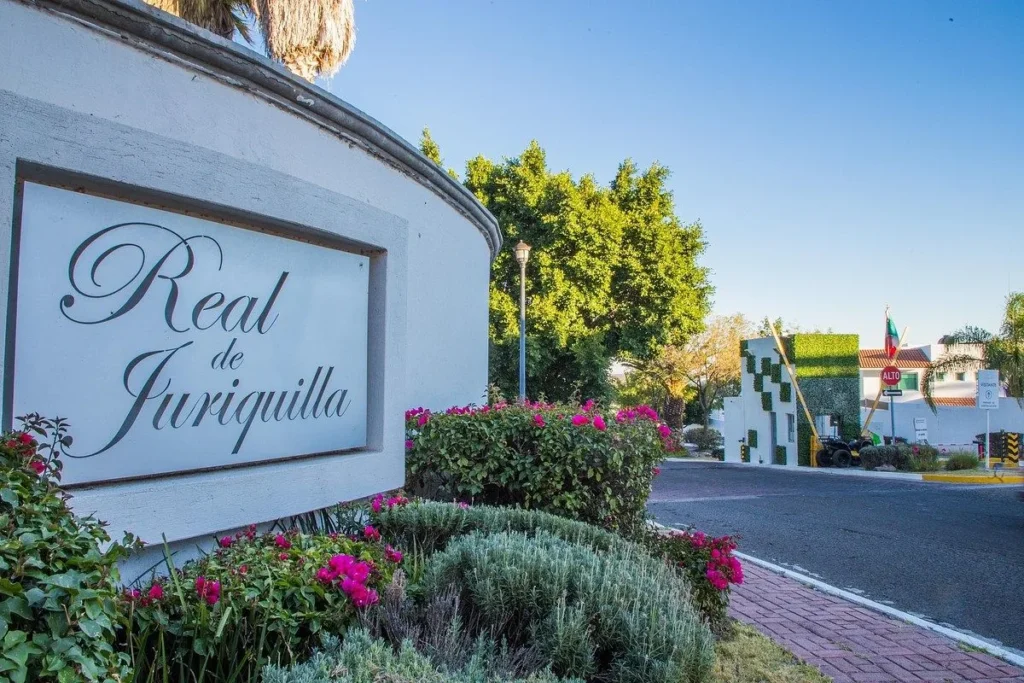 Terreno en venta en Real de Juriquilla, Querétaro – 301.92 m²