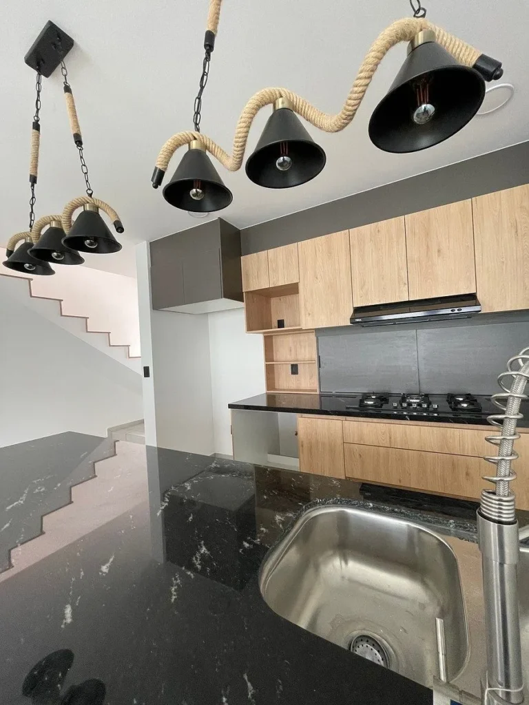 CASA EN VENTA EN ZIBATA