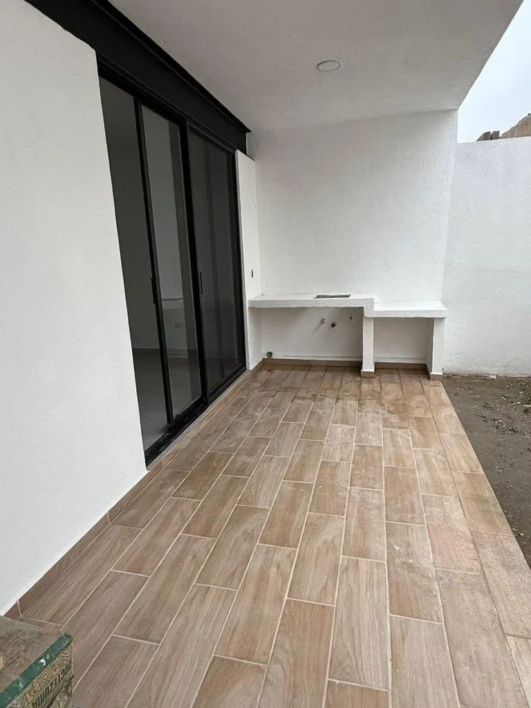 CASA EN VENTA EN ZIBATA