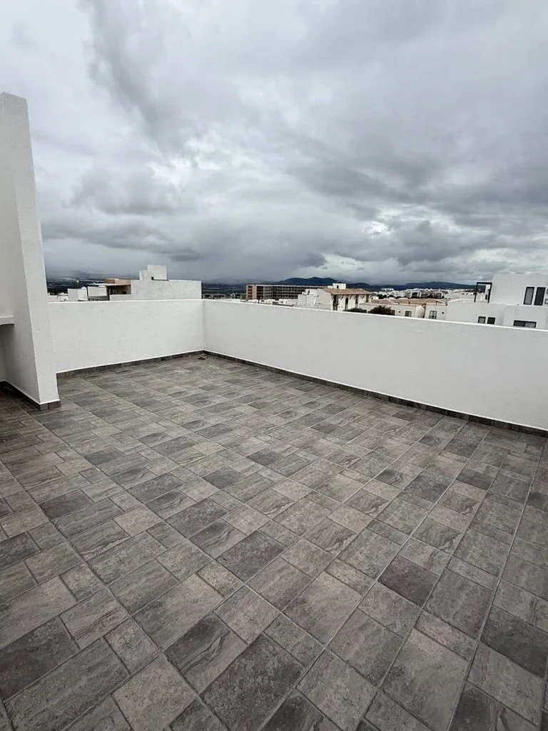 CASA EN VENTA EN ZIBATA