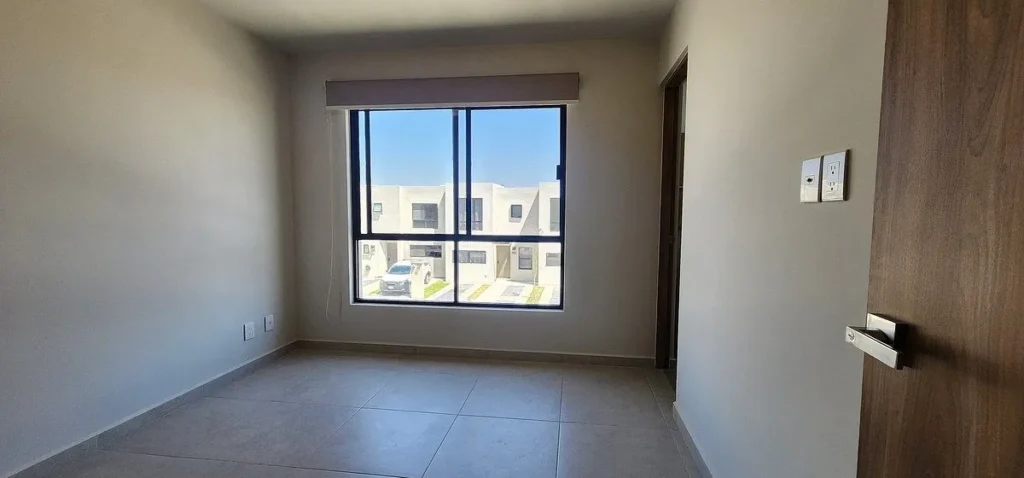 CASA EN RENTA A ESTRENAR CERCA DEL MIRADOR