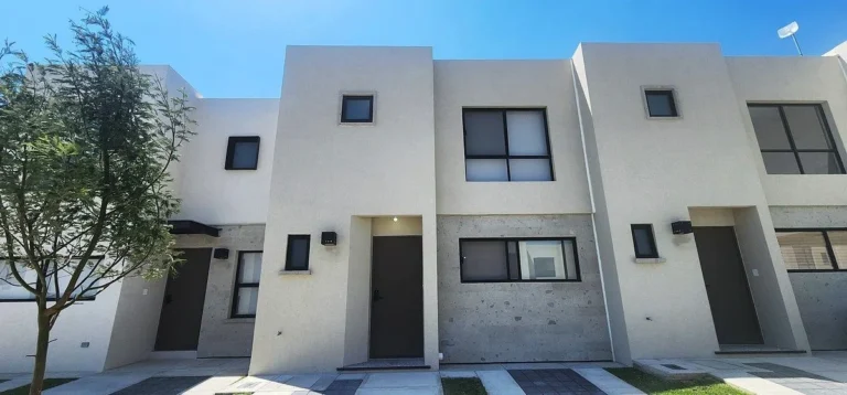 CASA EN RENTA A ESTRENAR CERCA DEL MIRADOR