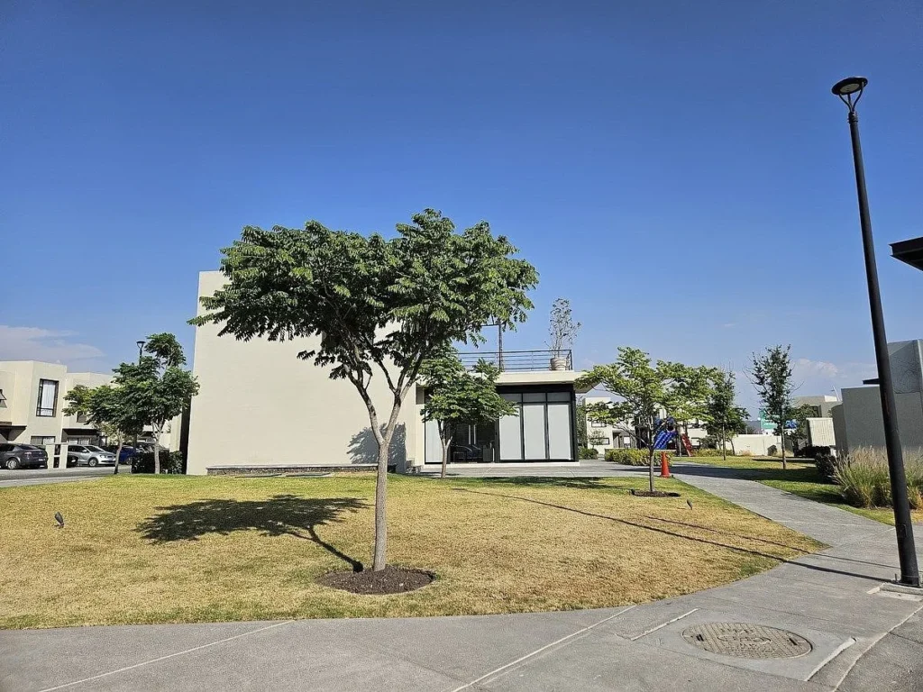Departamento de 2 niveles en venta en Zakia