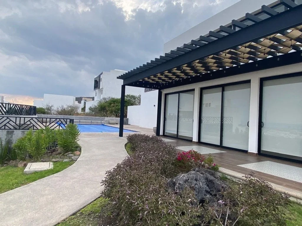 Terreno en esquina en Nuevo Refugio