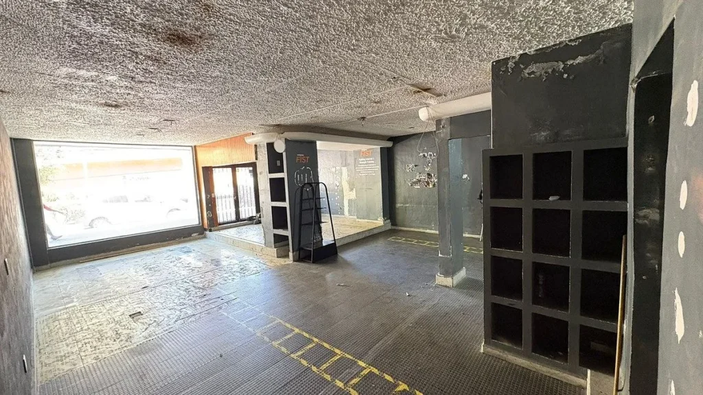 LOCAL COMERCIAL EN RENTA, INCREIBLE UBICACION !!! COLONIA ANZURES