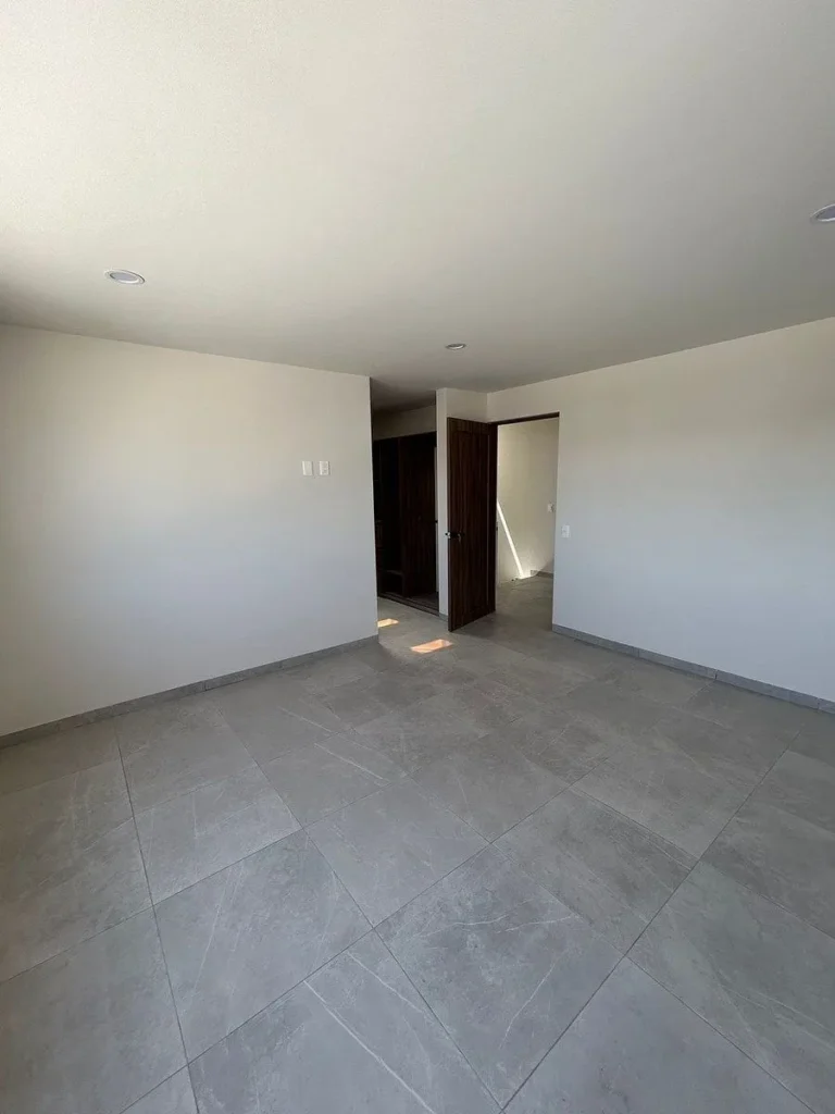 Casa en Venta con Rec en PB – Zakia, Querétaro
