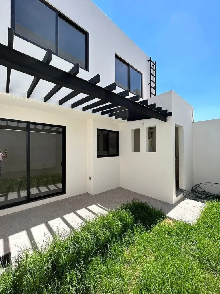 Casa en Venta con Rec en PB – Zakia, Querétaro