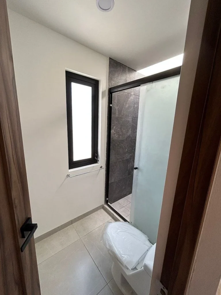 Casa en Venta con Rec en PB – Zakia, Querétaro