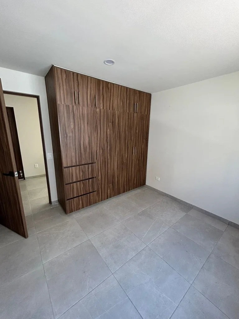 Casa en Venta con Rec en PB – Zakia, Querétaro