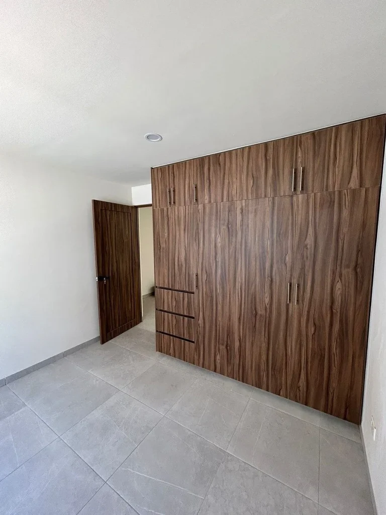 Casa en Venta con Rec en PB – Zakia, Querétaro