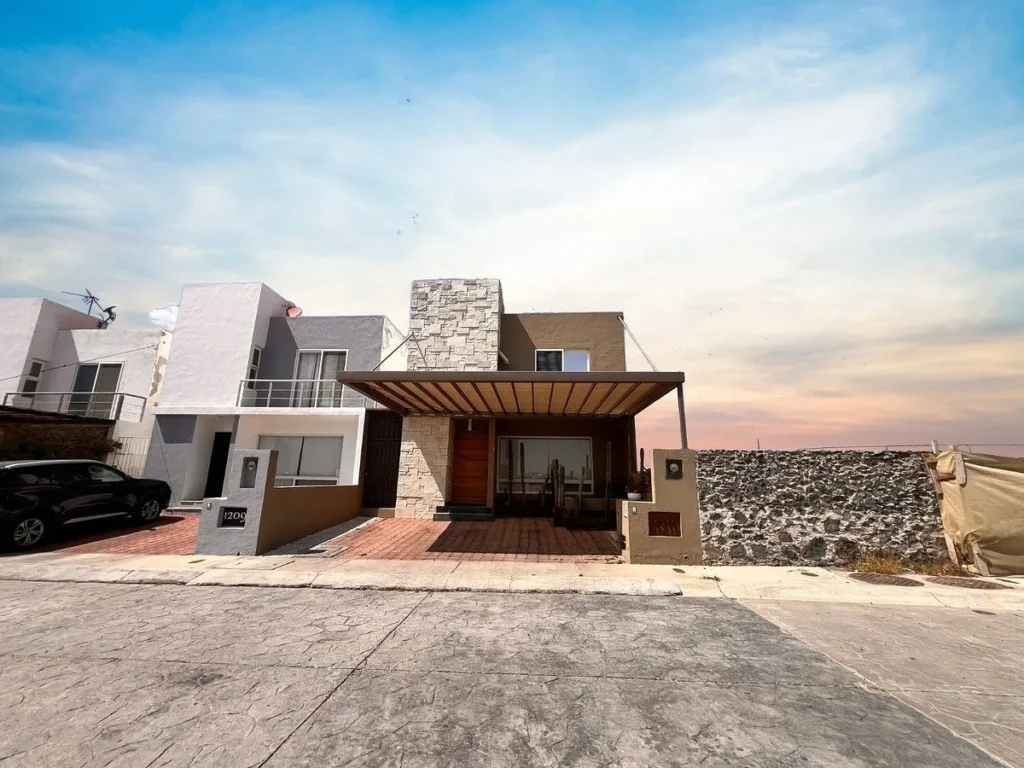 SE VENDE CASA EN MIRADOR DEL CAMPANARIO ¡¡EXCELENTE OPORTUNIDAD!!