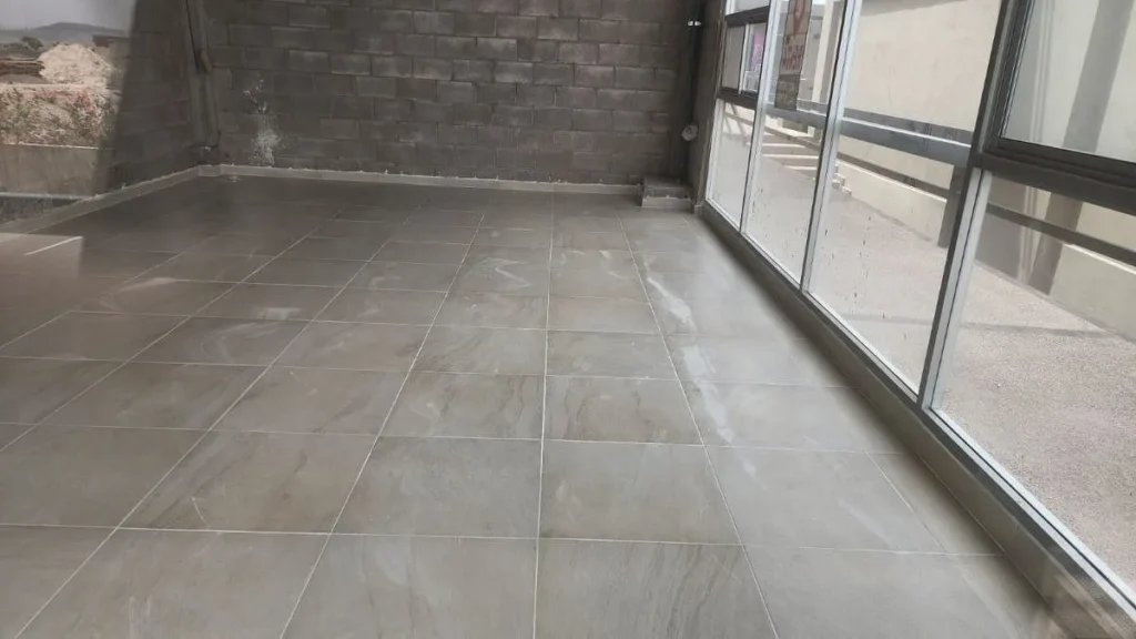 Venta Local comercial en Paseo Zákia