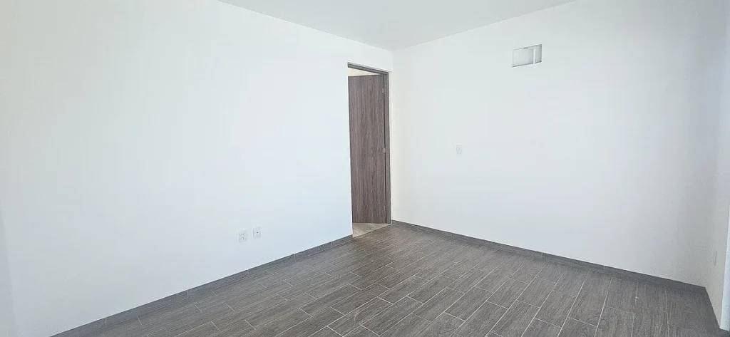 Casa en venta en Zibata con Alberca