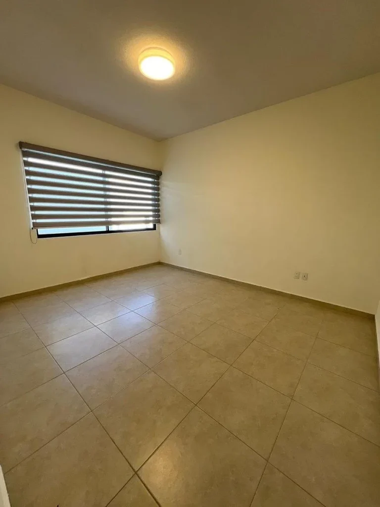 CASA EN RENTA EN ZIBATA