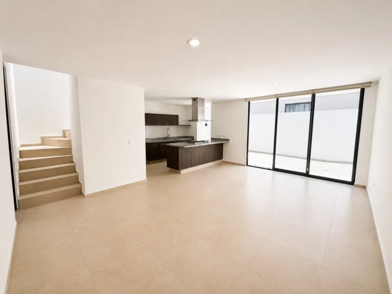 Casa en venta con Recámara en Plata Baja