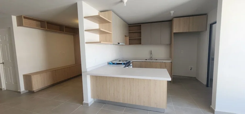 DEPARTAMENTO EN RENTA EN QUERETARO MODERNO A SOLO 15 MIN DE UNIVERSIDAD ANAHUAC
