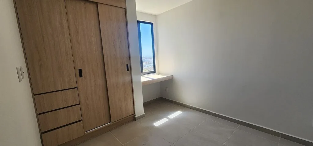 DEPARTAMENTO EN RENTA EN QUERETARO MODERNO A SOLO 15 MIN DE UNIVERSIDAD ANAHUAC