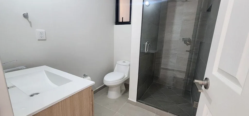 DEPARTAMENTO EN RENTA EN QUERETARO MODERNO A SOLO 15 MIN DE UNIVERSIDAD ANAHUAC