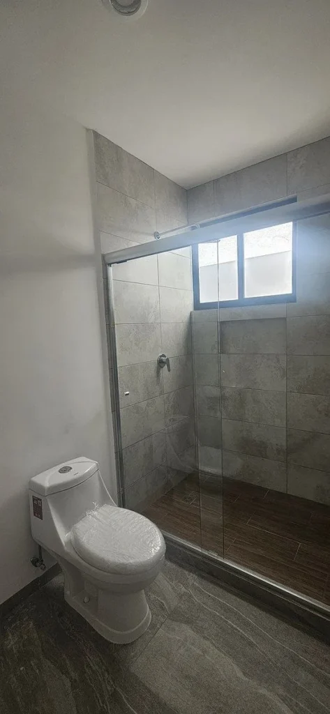 Casa en venta en Zibata con Alberca