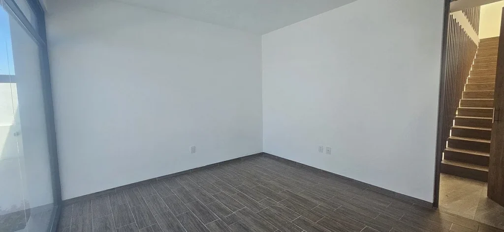 Casa en venta en Zibata con Alberca
