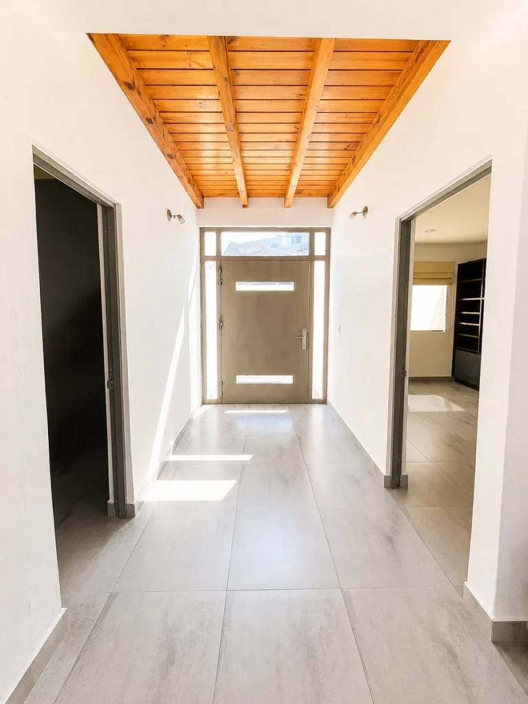 Casa en venta en Cumbres del Cimatario con Recámara en PB