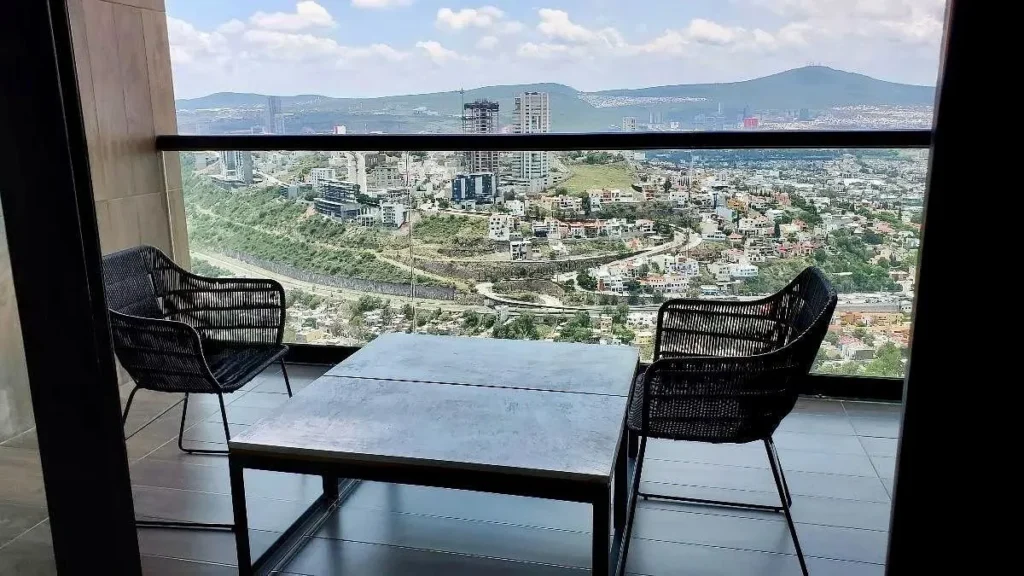 Departamento en Renta El Campanario City View