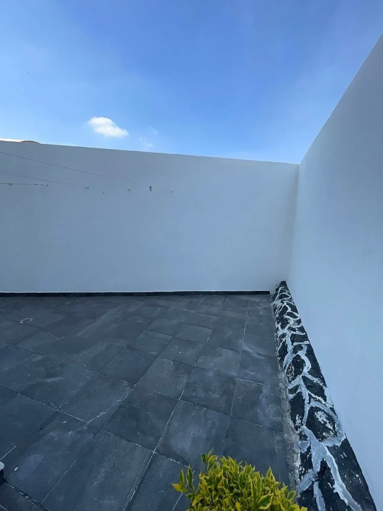 CASA AMUEBLADA EN ZIBATA