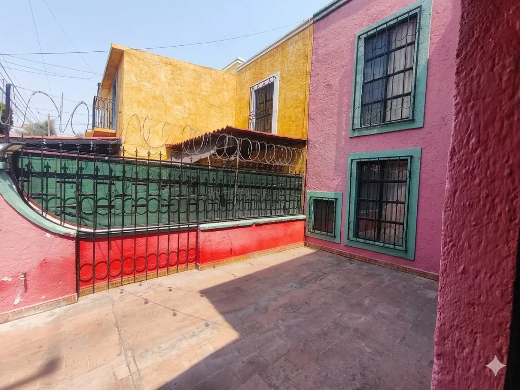 CASA EN VENTA – PLAZAS DEL SOL 2ª SECCIÓN