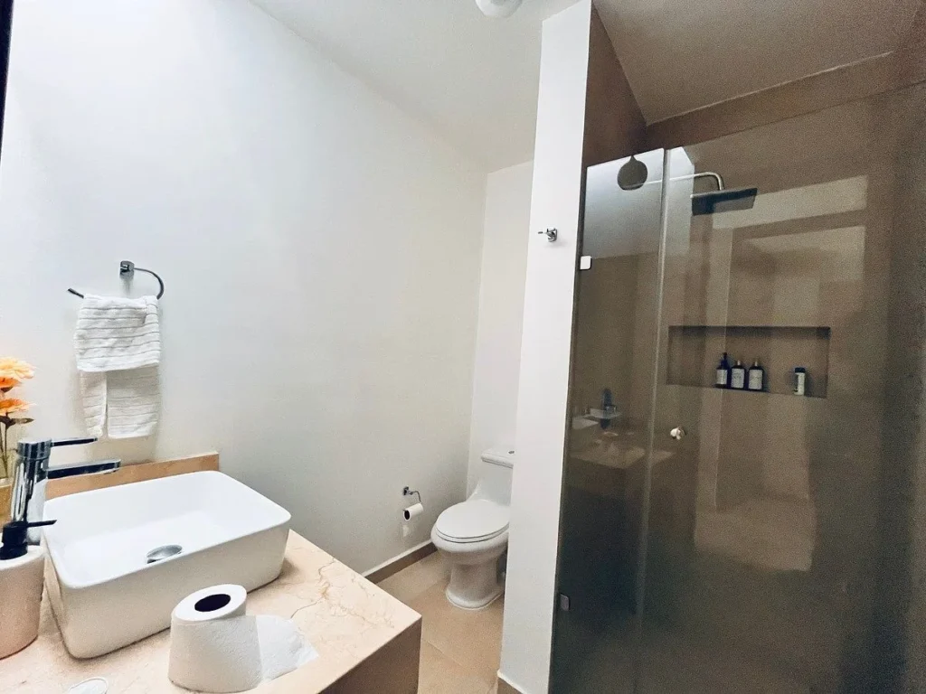 Renta de casa Amueblada en ZIBATÁ, Querétaro