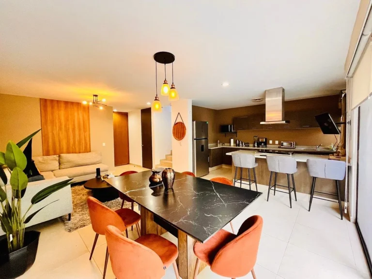 Renta de casa Amueblada en ZIBATÁ, Querétaro