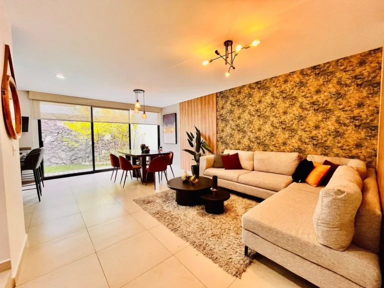 Renta de casa Amueblada en ZIBATÁ, Querétaro