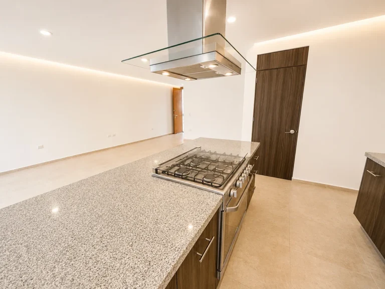 Casa en venta con Recámara en Plata Baja