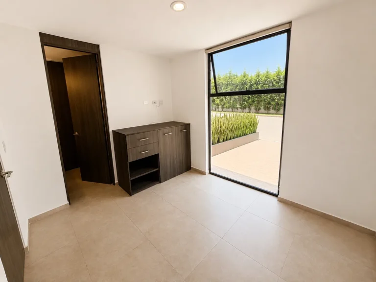 Casa en venta con Recámara en Plata Baja
