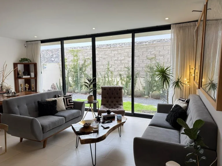 Casa en renta en Icono Zibata