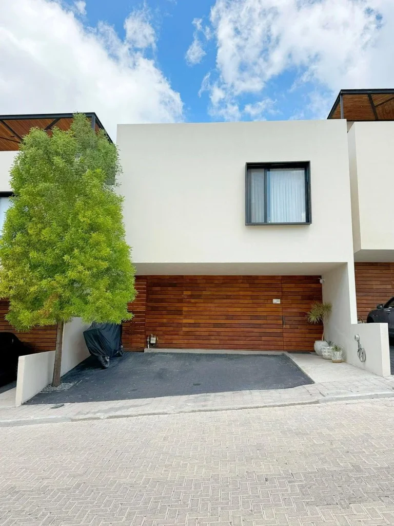 Casa en renta en Icono Zibata