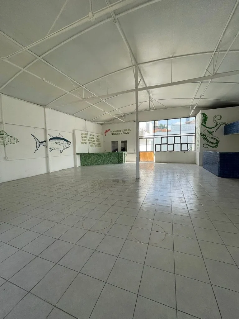 LOCAL COMERCIAL EN VENTA EN AV. DEL SOL
