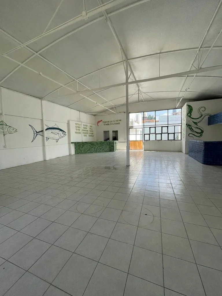 LOCAL COMERCIAL EN VENTA EN AV. DEL SOL