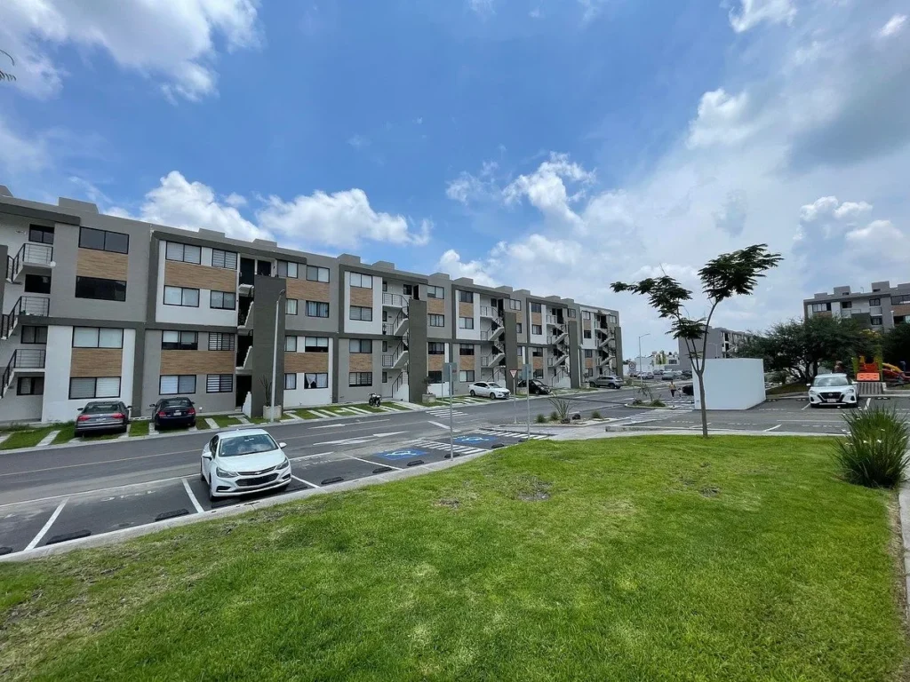 DEPARTAMENTO EN RENTA EN INTERCITY