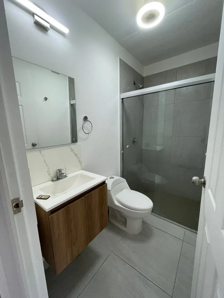 DEPARTAMENTO EN RENTA EN INTERCITY
